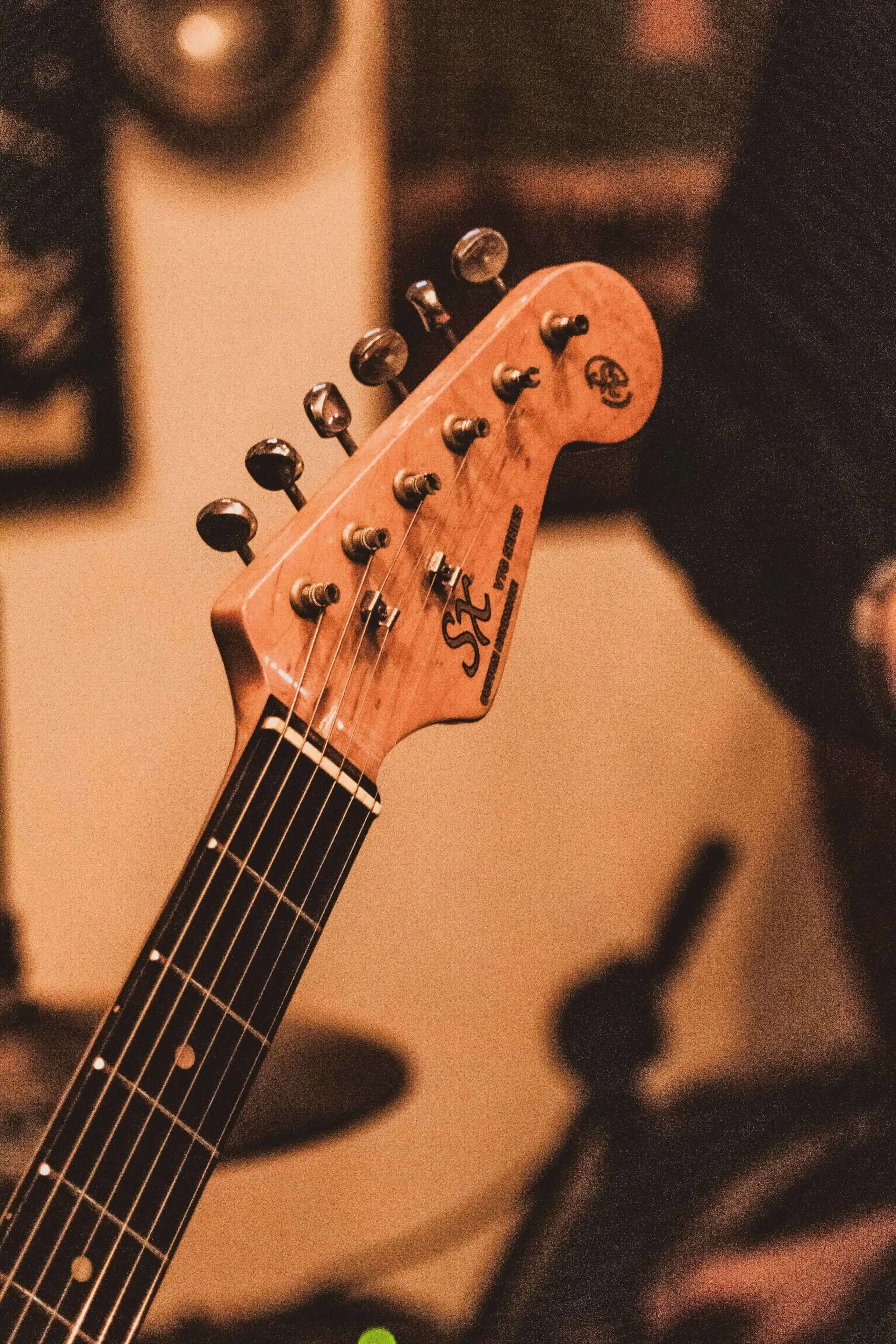 clavijero guitarra acustico